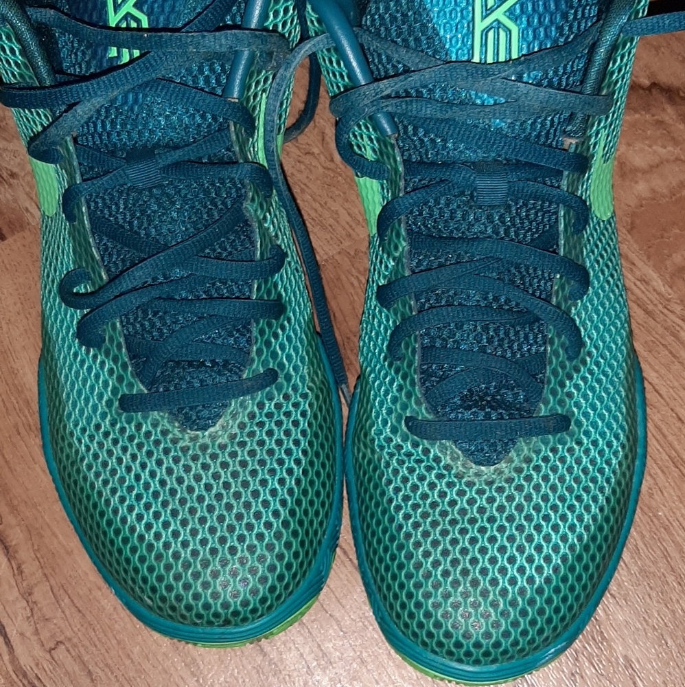Nike Kyrie 1 Australia